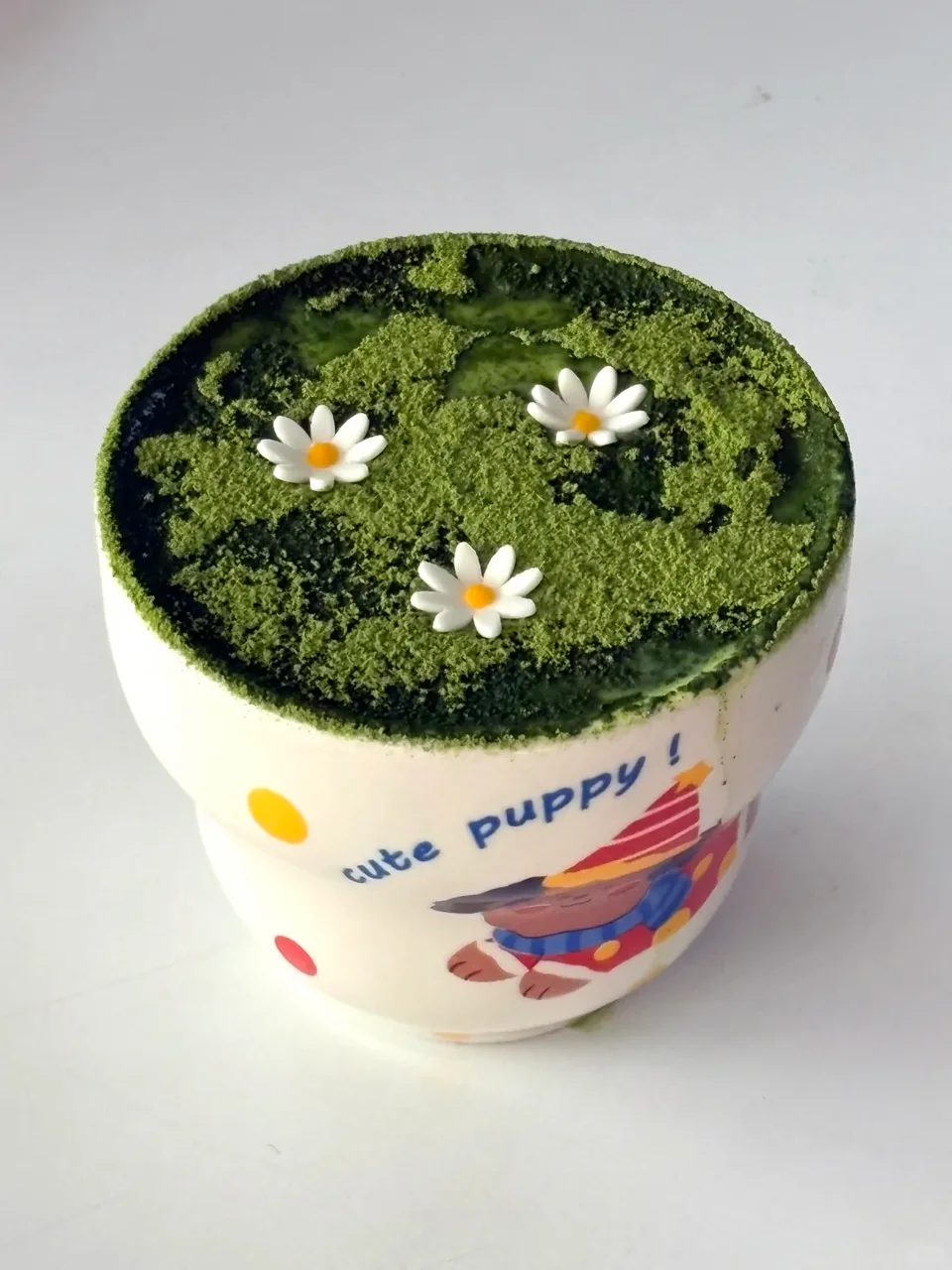 Intense matcha bloom latte
